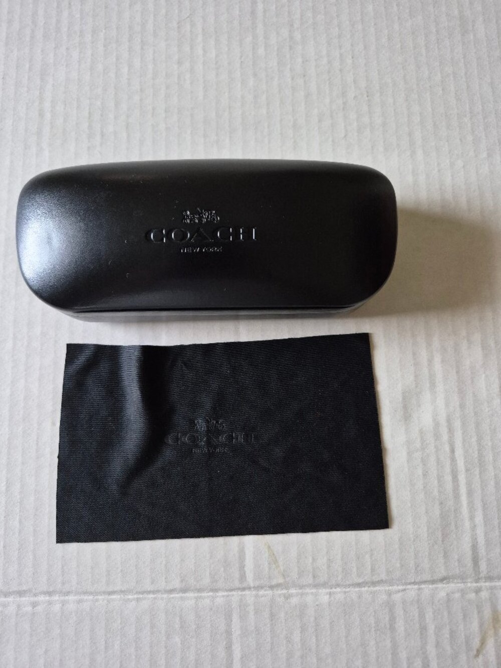 Coach Glass Black Case With Lens Cloth